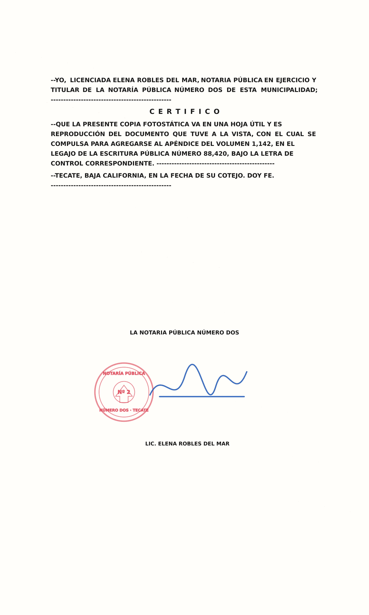 Quinta hoja de referencia con certificación, cotejo, firma y sello notarial.